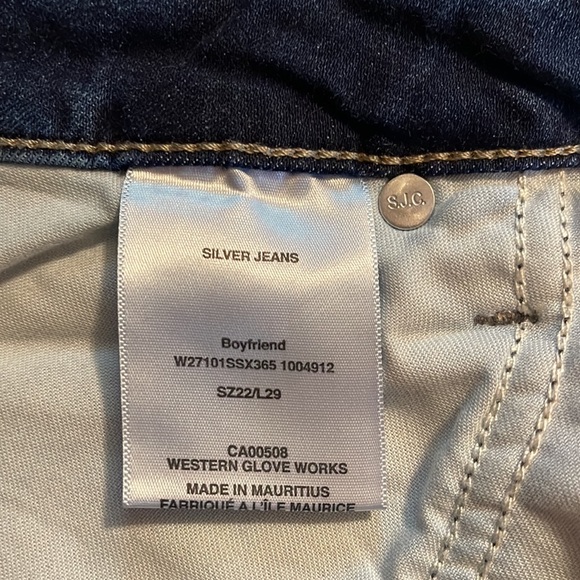 Women’s Plus Size Silver Jeans - Picture 4 of 4